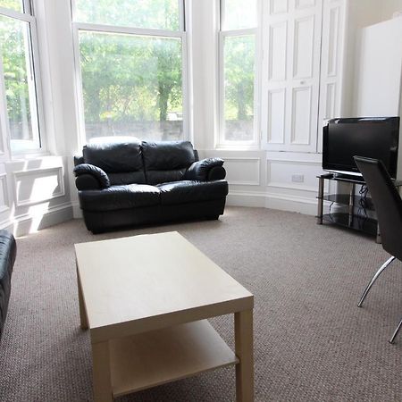 Central Two Bedroom Victorian Apartment With Free Parking Эдинбург Экстерьер фото